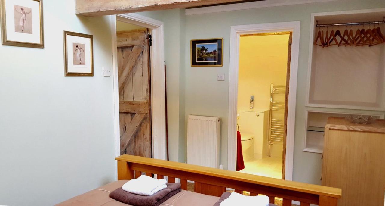 River Nene Cottages Water Newton Exterior photo