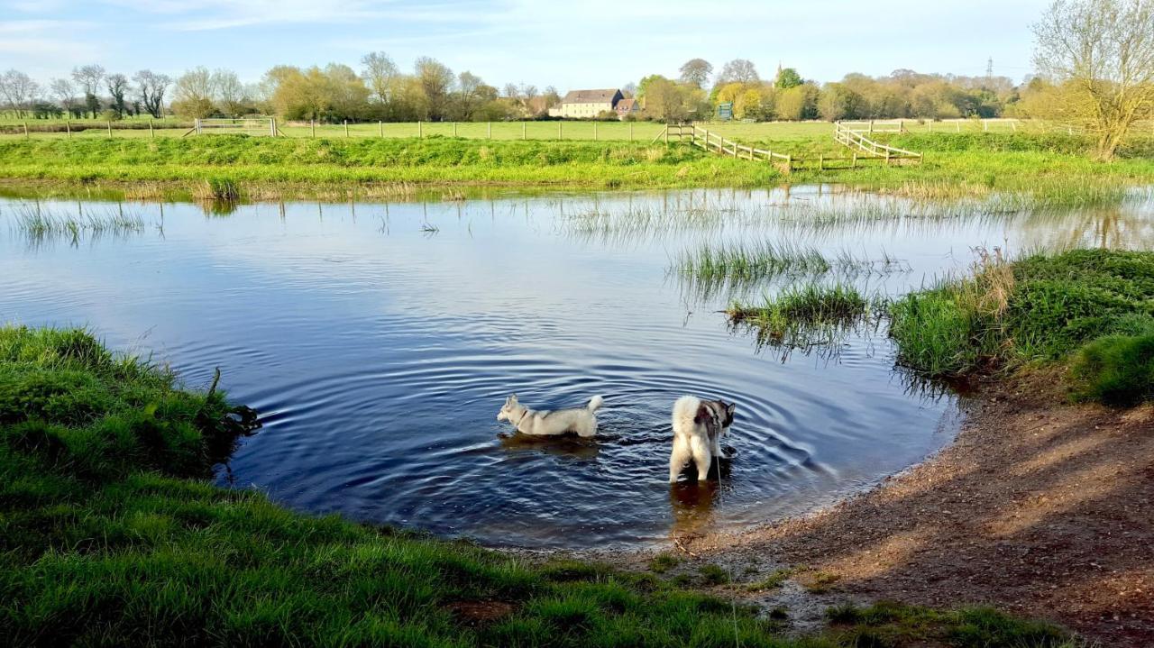 River Nene Cottages Water Newton Exterior photo